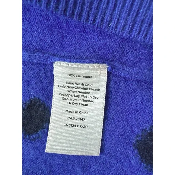 Talbots Cashmere Button Cuff Crew Neck Sweater Royal Blue Polka Dot Size L - Picture 4 of 9